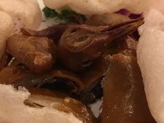 烤乳鸽-江南村酒家
