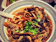 -粉吖吖·邵阳米粉(体育西路店)