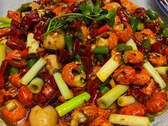 -临界音乐酒馆·小龙虾·江湖菜(华熙LIVE·鱼洞店)