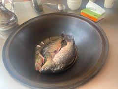 -粘豆包柴火铁锅炖