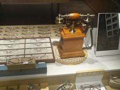 -A380视光·蔡司眼镜店(锦艺城店)