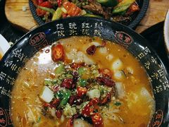 -醉美云南·云南菜主题餐厅(昆明站北京路双龙商场店)
