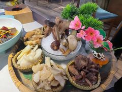 -菌彩云南野生菌火锅(呈贡七彩云南第壹城店)