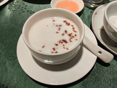 -龙凤荟·传统粤菜点心(新天地店)