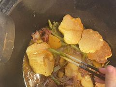 -哈尔滨烧烤·山河村铁锅炖(交大店)