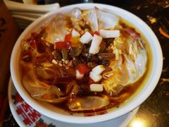 -憨孃孃·重庆老火锅(红山黑金店)