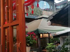 露天位-小厨子私房菜·云南美食店