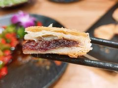 现烤鲜花饼-麦麦山云南菜(复地活力城店)