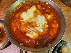 芝士炒年糕-春熙台韩国料理·章鱼肥牛(西丽店)