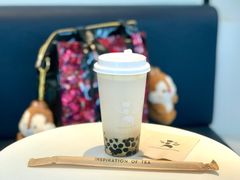 -喜茶(迪士尼小镇DP店)