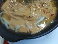 -曹宝林砂锅麻辣烫(星光路店)