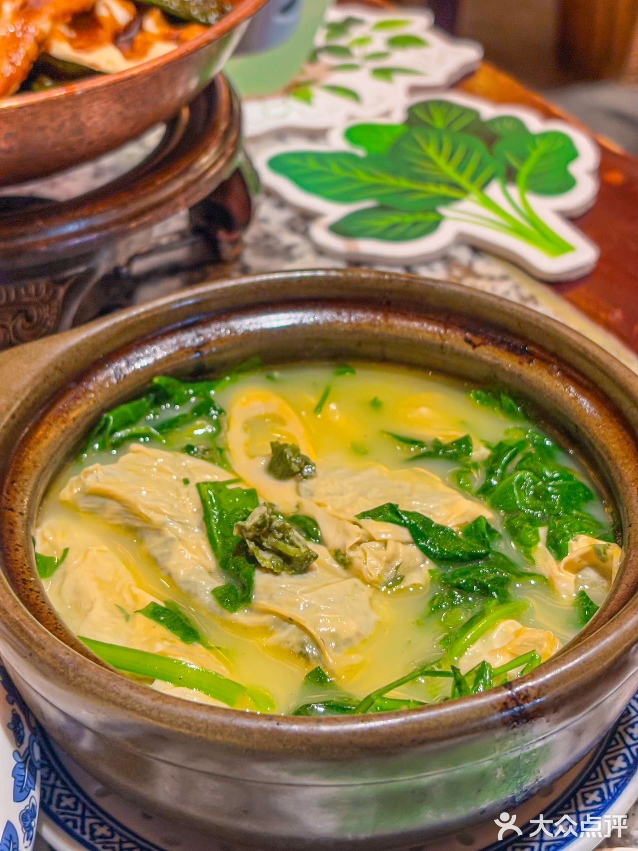 我宣布在南京大牌档，我直接一口吃到了春天！