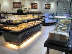 面包甜点陈列柜-丽莎蓓甜CAKE生日蛋糕·动物奶油(石家庄店)