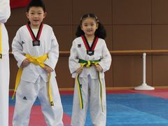 -悦动体能篮球羽毛球网球(三里河店)