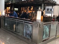 门面-星巴克(西安机场1店T3到达店)