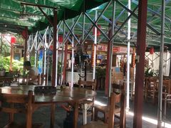 -麒麟羊庄酒店内庭院(新风街豪威麒麟店)