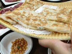-乡土黄·鲜牛肉火锅·小龙虾(兴业街店)