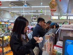 -全家便利店(杭州龙翔桥地铁站店)