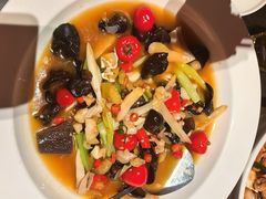 -鸽子侯·家宴·平价海鲜(市图书馆店)