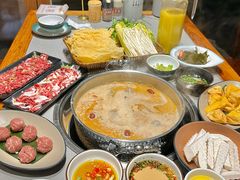 -四点金粥底火锅(沂州里店)