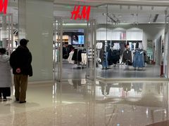-H&M(华润万象城店)