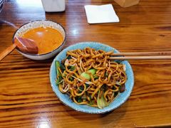 肉丝炒面-陈八两面家(华孚写字楼店)