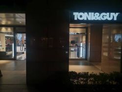 -TONI&GUY