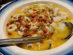 老坛酸菜鱼粉-JUKEBOX玖部音乐餐厅(华侨城店)