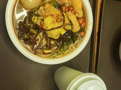 -水平有限螺蛳粉(宏达大厦店)