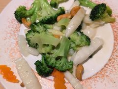 -吕氏疙瘩汤·新派鲁菜(芝罘万达店)