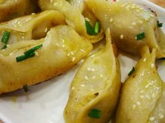 牛肉鍋貼-小姜锅贴(凤凰街店)