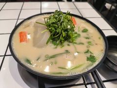 -肥汁米蘭香港米线(长宁来福士店)