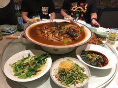 -窄巷子陕菜馆·地道陕西菜(粉巷店)