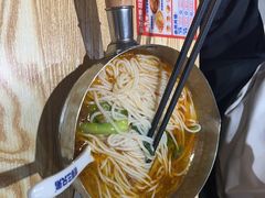 -魔都三兄弟酸辣粉·蘸卤炸串(虹桥万科店)