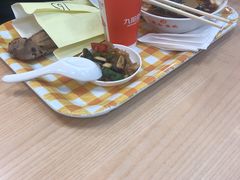 -蓝白自选餐厅(烟大店)