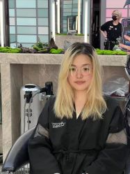 -AKOZO Beauty Salon