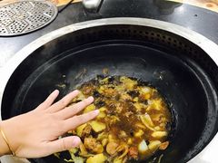 -粘豆包柴火铁锅炖