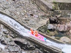-安吉龙王山峡谷漂流