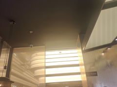 -钱小奴海鲜自助黑金店(杭州滨江龙湖店)