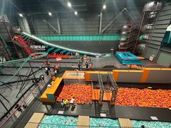 -极限PLAY运动娱乐新世界·团建派对潮玩休闲馆·室内蹦极高空游乐园