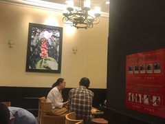 大堂-星巴克臻选(威海威高广场店)