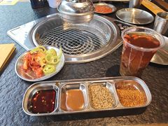 -明洞阿姨·韩式酱蟹烤肉·创意料理(望京1988创始店)