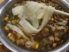 牛腩牛肚宽粉-覃肥叔桂林米粉(粮道街店)