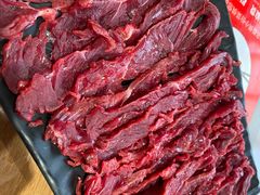 嫩肉-领鲜潮牛鲜牛羊肉火锅(宏昌店)