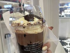 -HOT CRUSH趁热集合·现烤面包(上海环球港店)