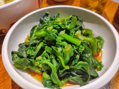 -渝是乎川渝小炒(新世界百货望京店)