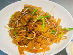 -赖厨潮汕砂锅粥