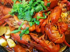 -何师烧烤Pro ·江湖川菜·小龙虾·精酿(太古里旗舰店)