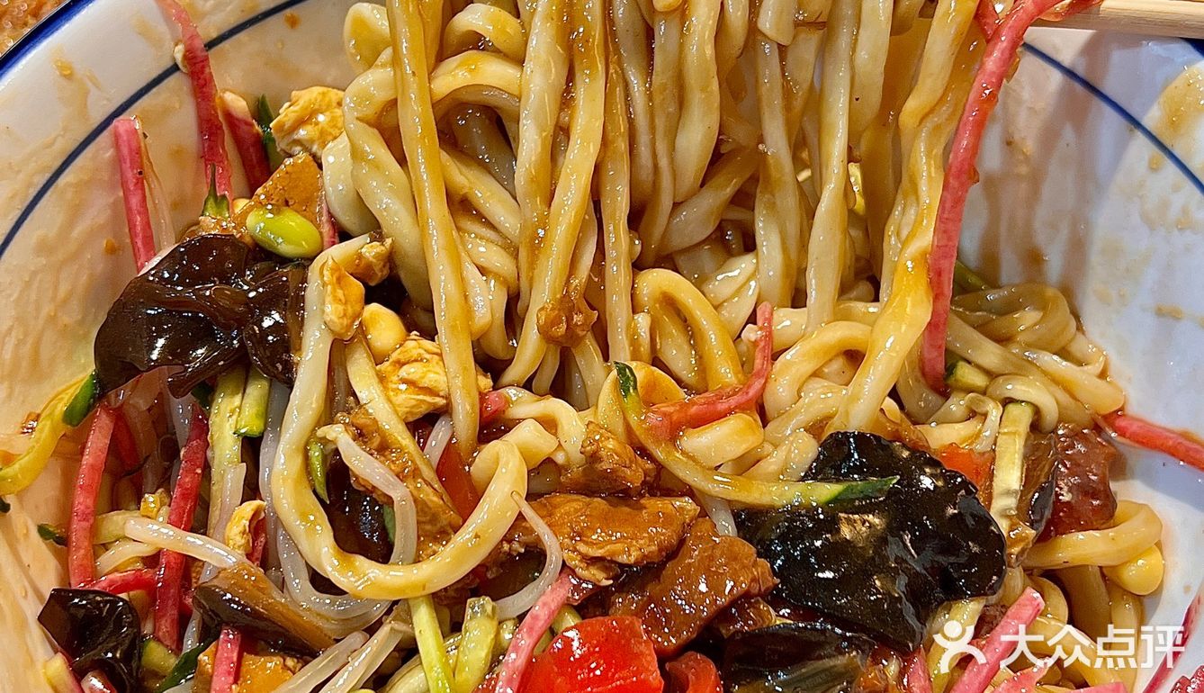 本地人强推！来天津一定要吃的捞面！