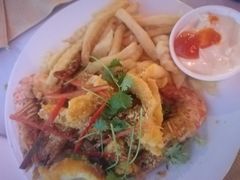 -Lanterns Vietnamese Restaurant